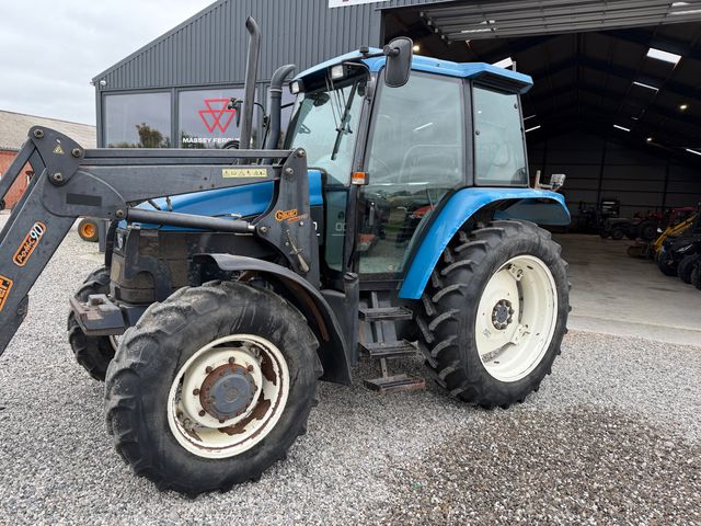 New Holland TS 100