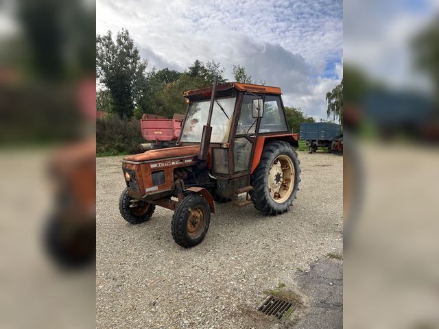 Zetor 7011