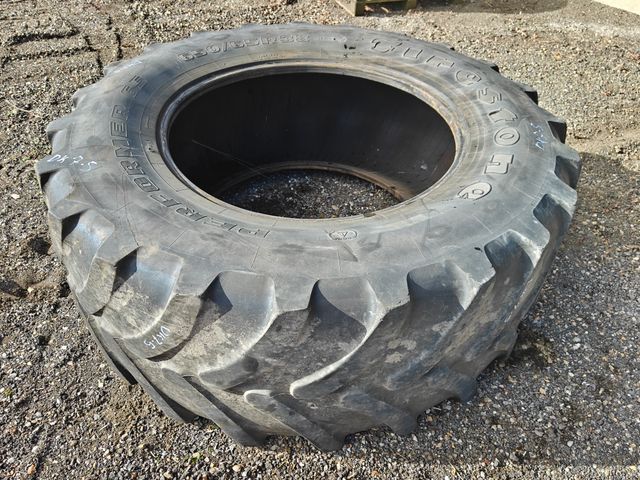 Firestone 650/65 R38