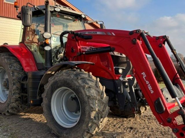 Massey Ferguson 6715 S Dyna VT 