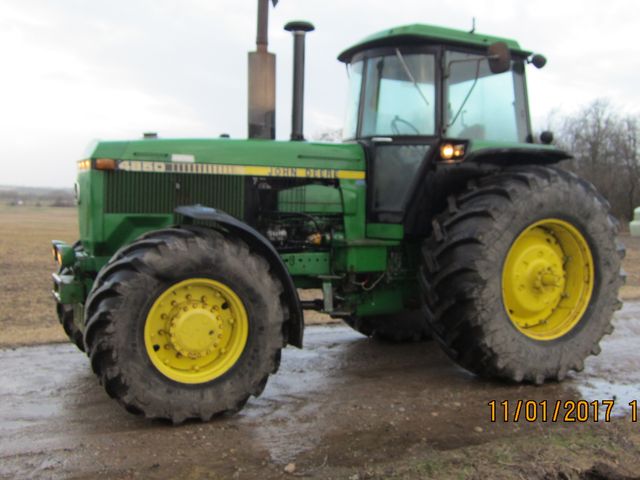 John Deere 4650