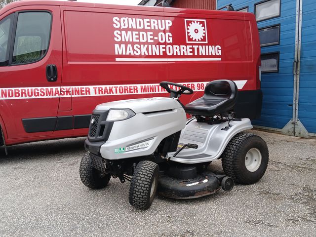 MTD Silvertrac