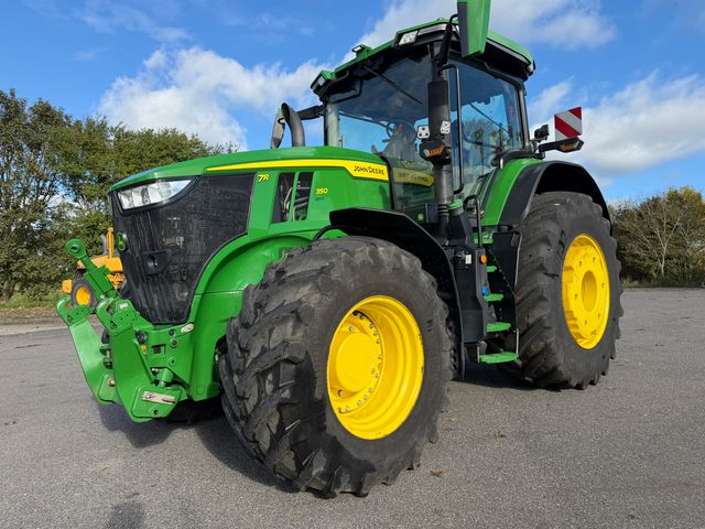 John Deere 7R350