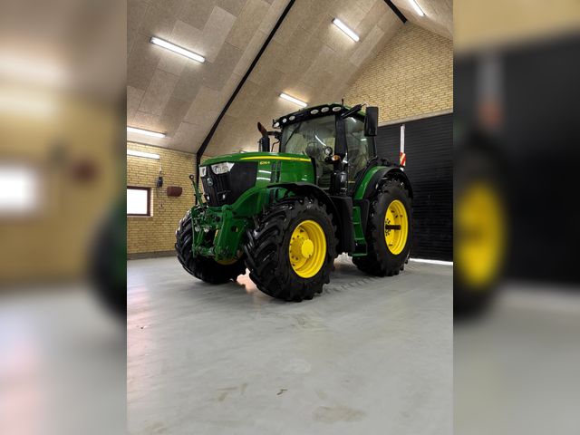John Deere 6230R