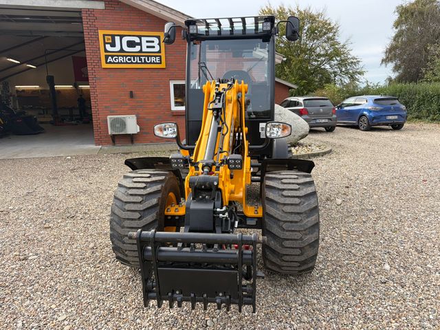 JCB TM110