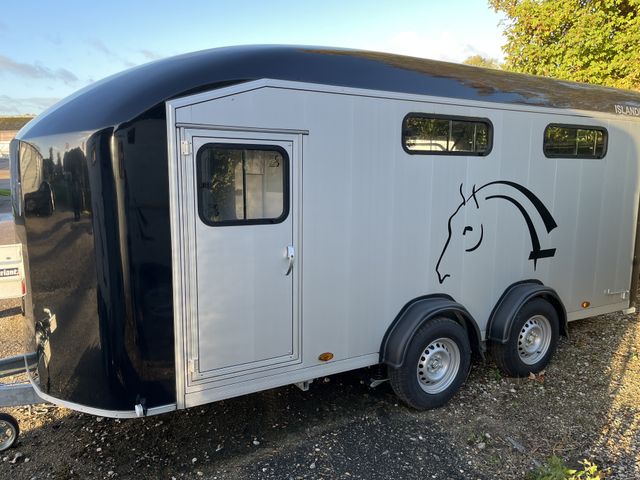 Cheval Liberte ISLANDIC