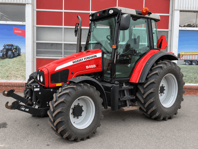 Massey Ferguson 5455