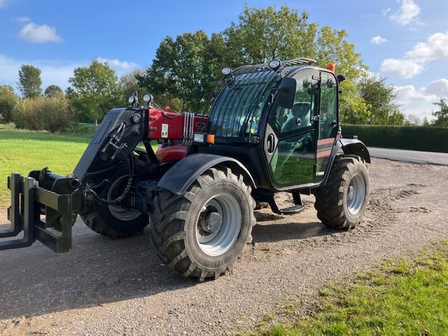 Case IH FARMLIFT 742