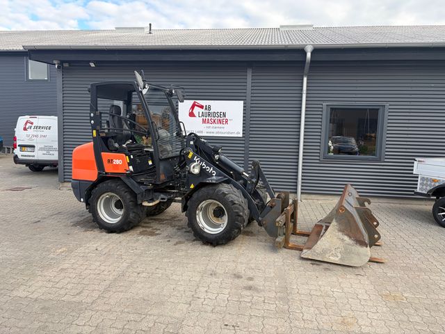 Kubota RT280