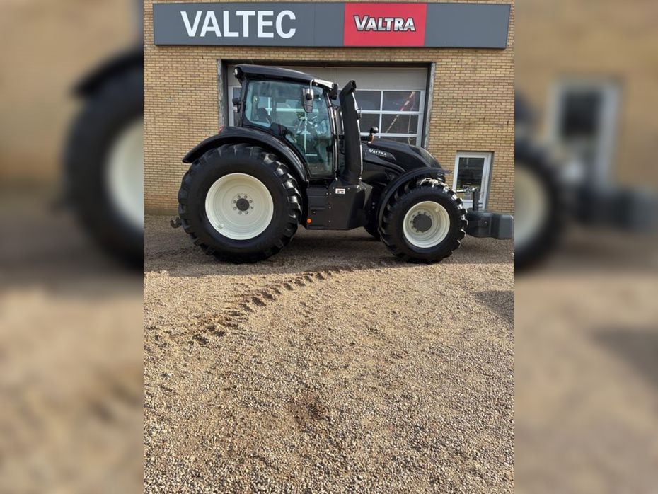 Valtra T235D T235D - Traktorer - Traktorer 4 wd - 2
