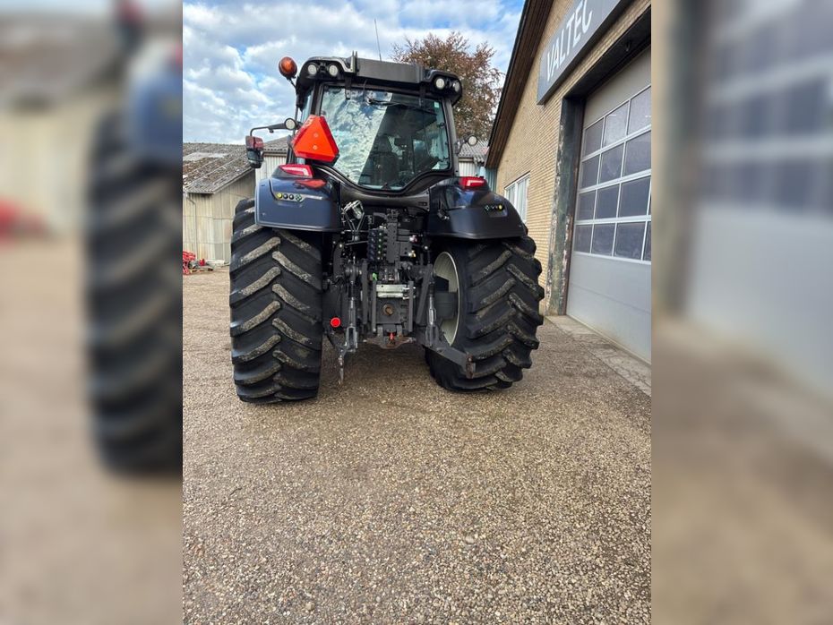 Valtra T235D T235D - Traktorer - Traktorer 4 wd - 3