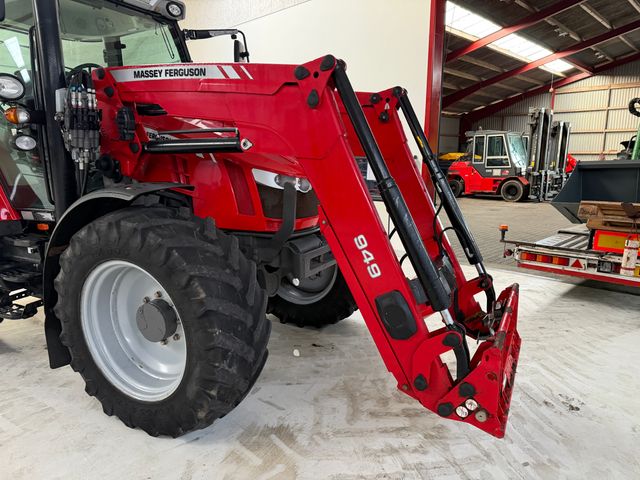 Massey Ferguson 949