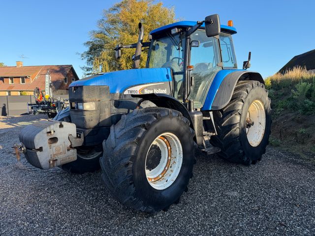 New Holland TM 190