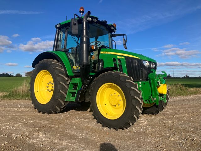 John Deere 6100R