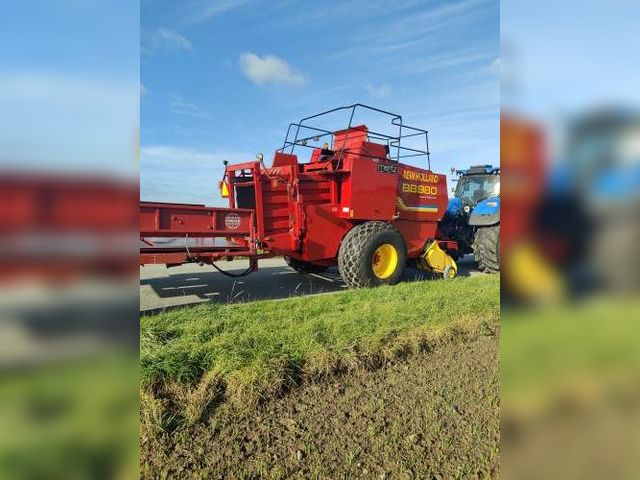 New Holland BB980