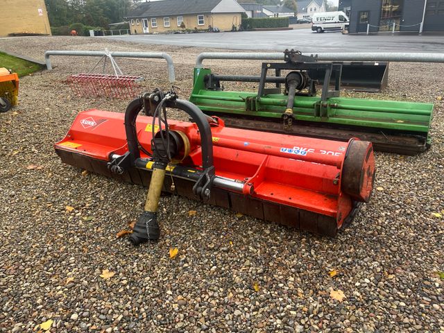 Kuhn BKE 305 Super