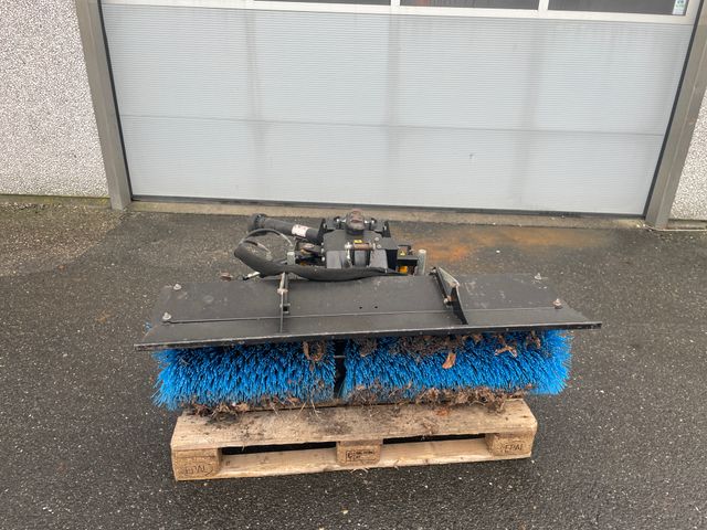 Husqvarna P525D
