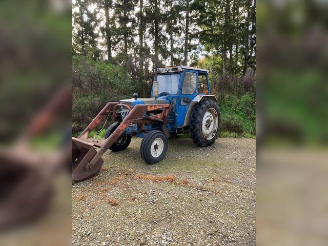 Ford 4000