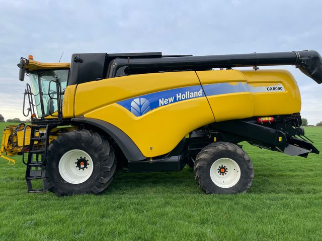 New Holland CX8090