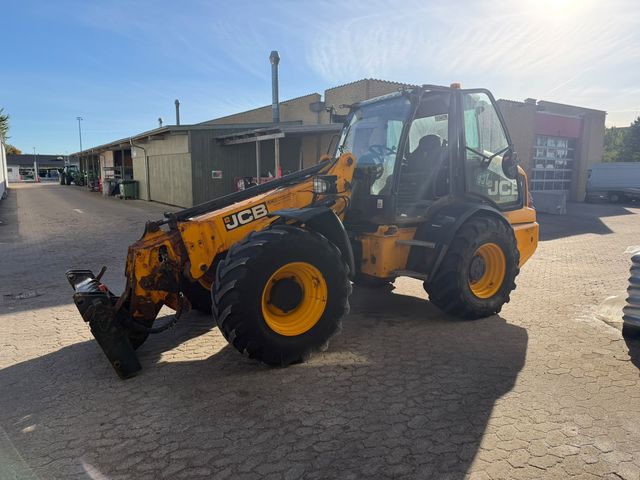 JCB TM 320