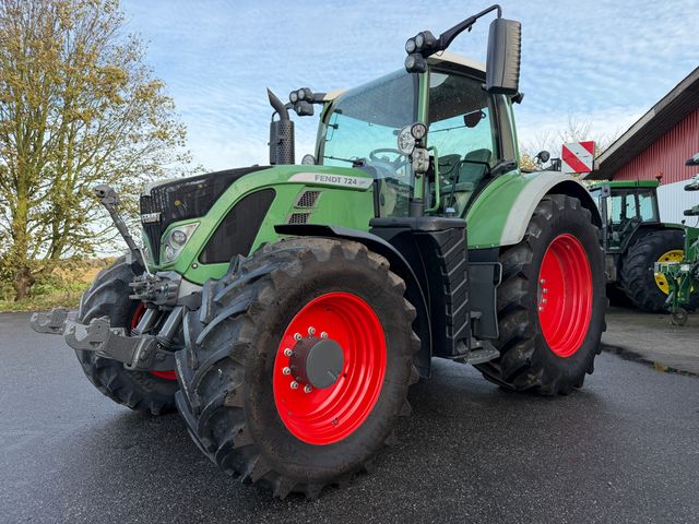 Fendt 724 Vario SCR Profi Plus