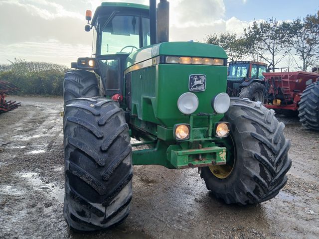 John Deere 4650