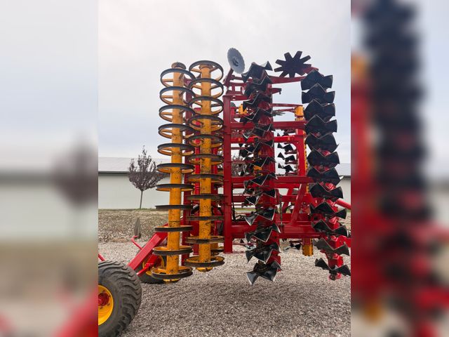 Vaderstad Carrier XL 625